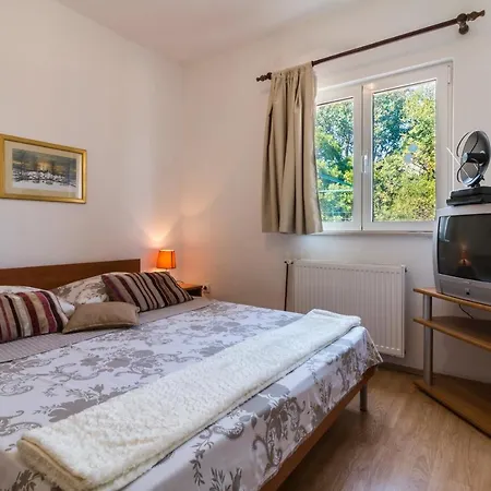 Villa Holiday Danijela Grohote